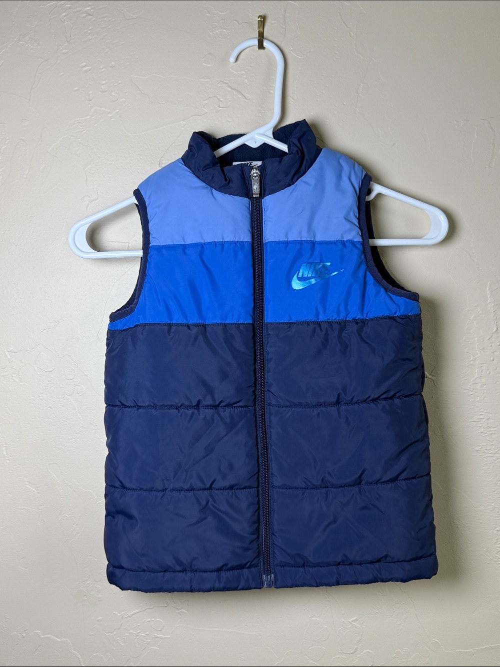 Nike Navy and Royal Blue Colorblock Puffer Vest